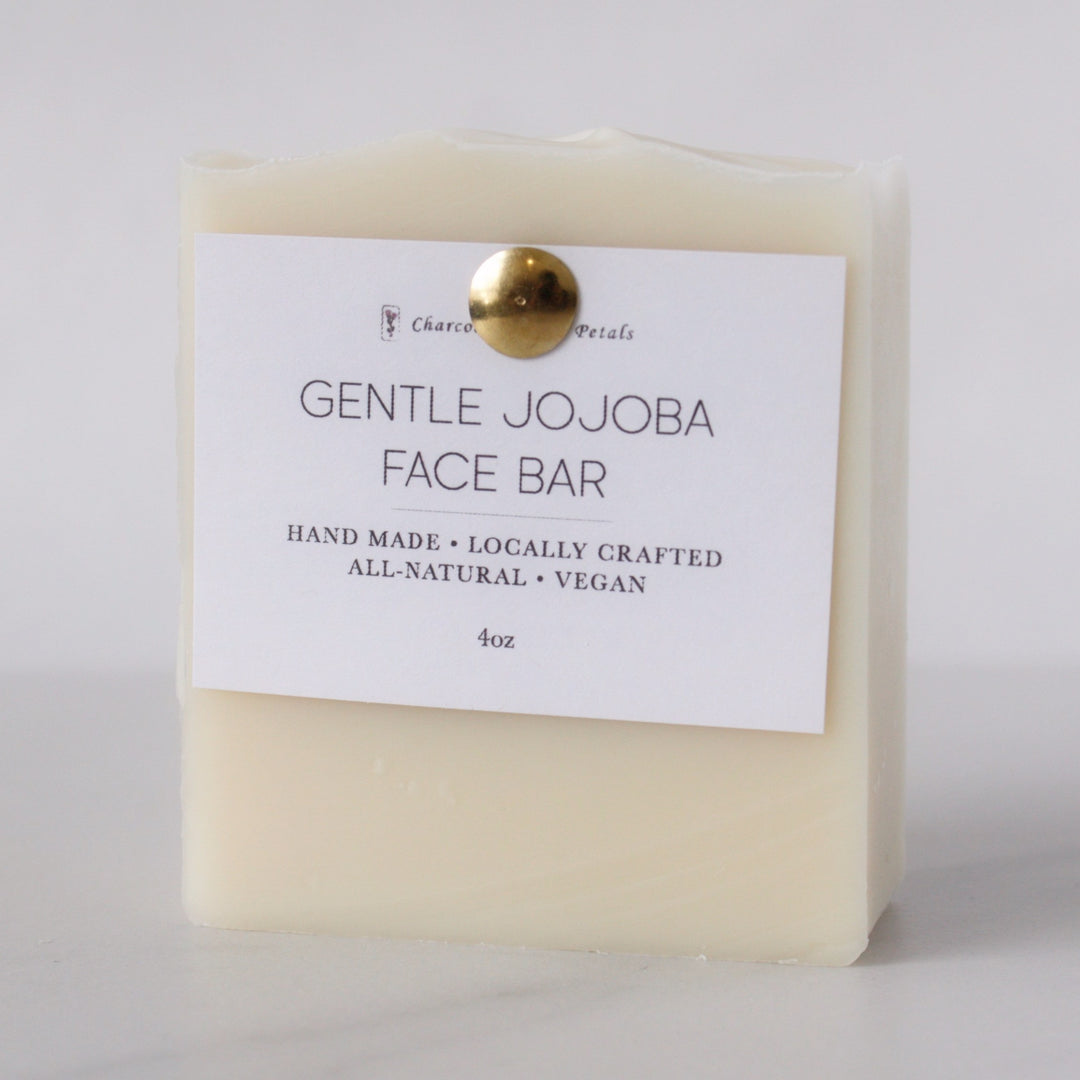 Gentle Jojoba Face Bar vegan white close up